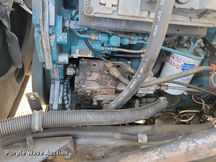 image for item JG9656 2001 International 4900  dump truck