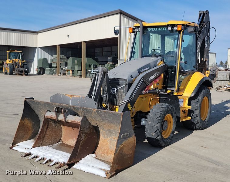 image for item JG9657 2014 Volvo BL70B  backhoe
