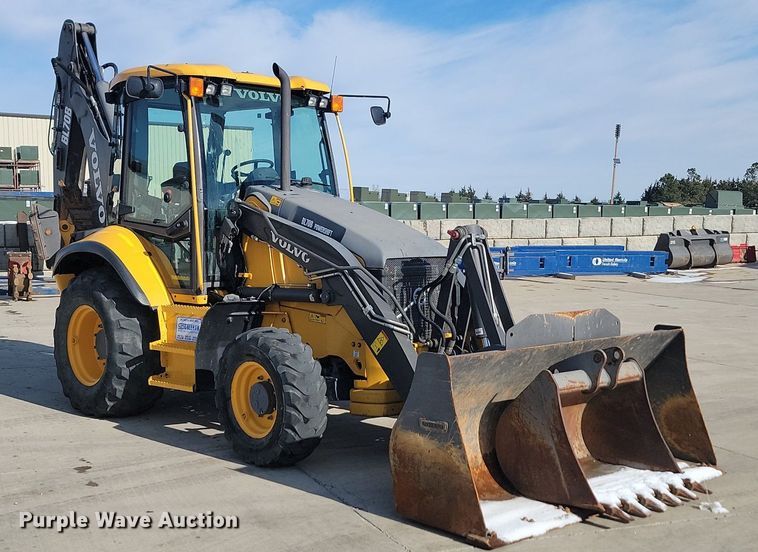 image for item JG9657 2014 Volvo BL70B  backhoe