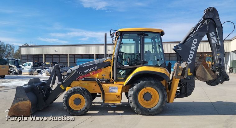 image for item JG9657 2014 Volvo BL70B  backhoe