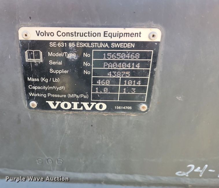 image for item JG9657 2014 Volvo BL70B  backhoe