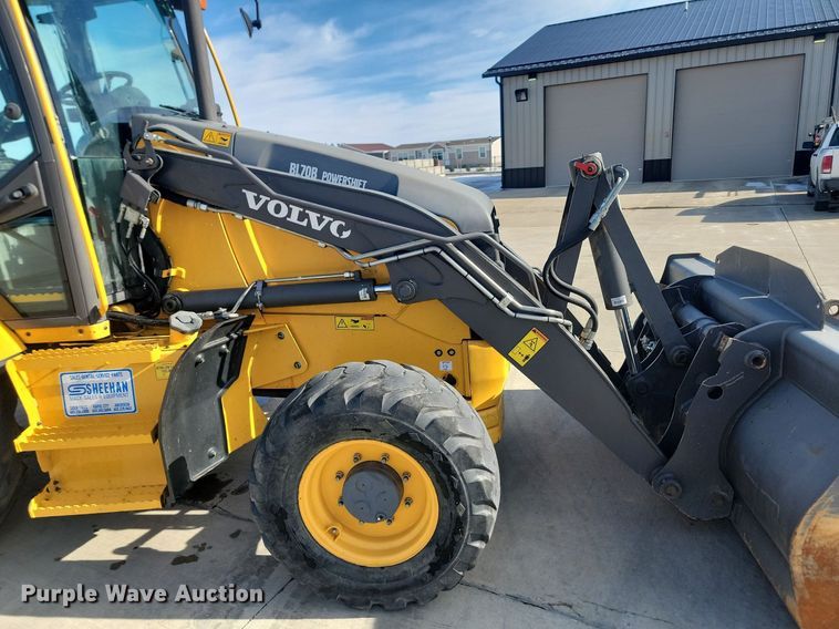 image for item JG9657 2014 Volvo BL70B  backhoe