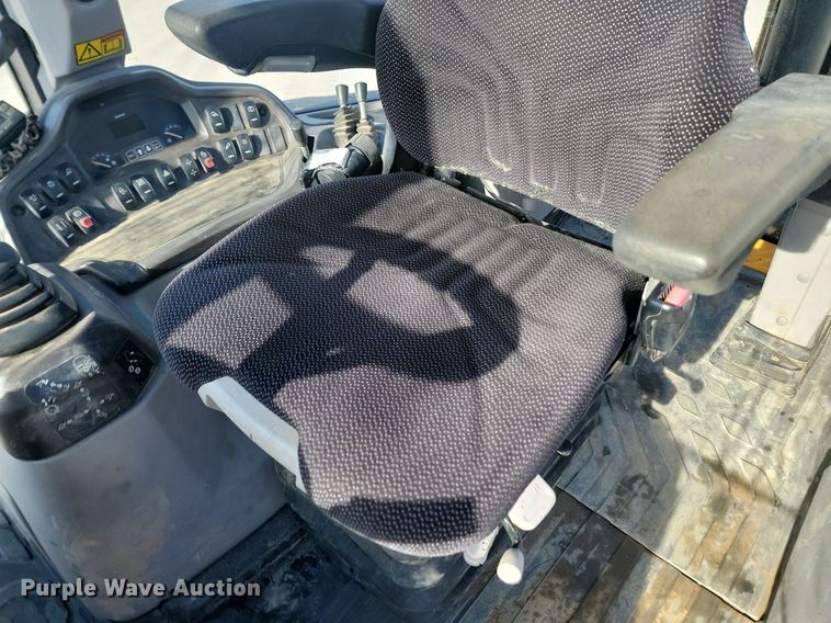 image for item JG9657 2014 Volvo BL70B  backhoe