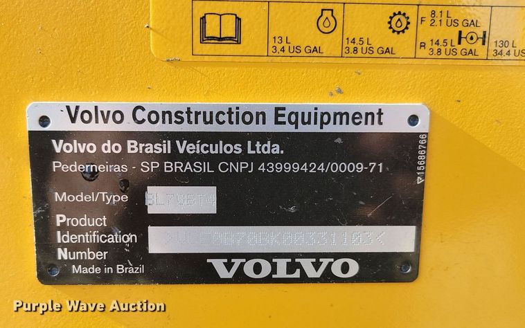 image for item JG9657 2014 Volvo BL70B  backhoe