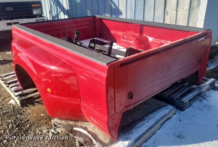 image for item JG9659 Ford F350  pickup truck bed