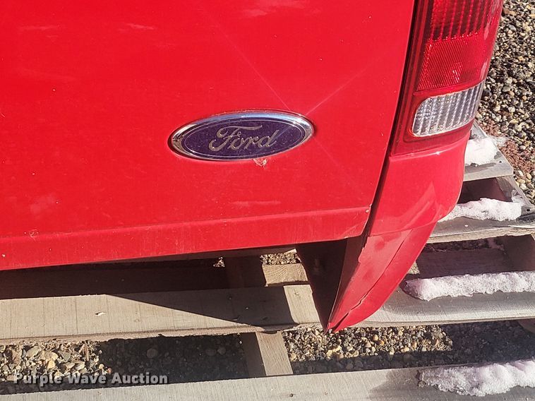 image for item JG9659 Ford F350  pickup truck bed