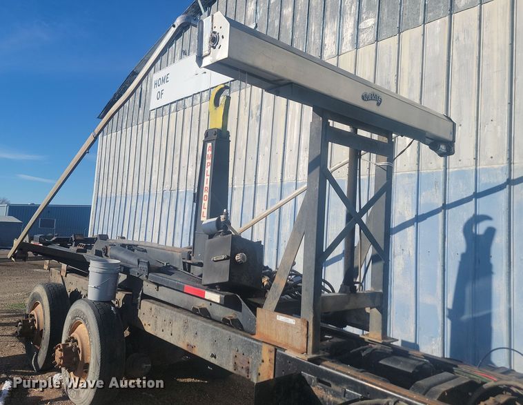 image for item JG9660 Marrel AL 160/1700  hook lift bed