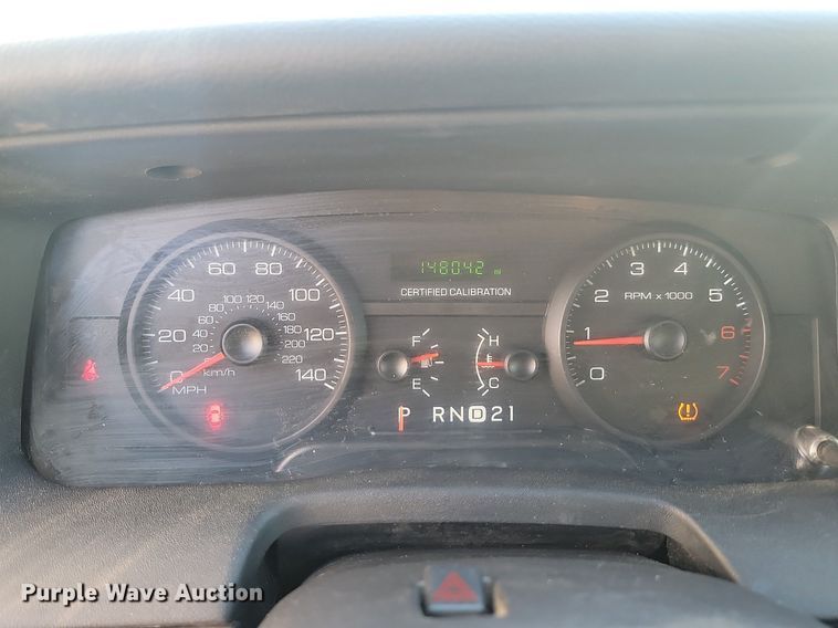 image for item JG9704 2008 Ford Crown Victoria Police Interceptor