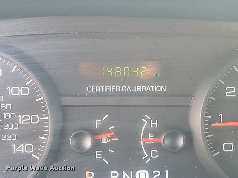 image for item JG9704 2008 Ford Crown Victoria Police Interceptor