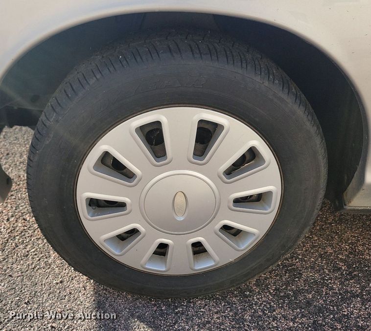 image for item JG9704 2008 Ford Crown Victoria Police Interceptor