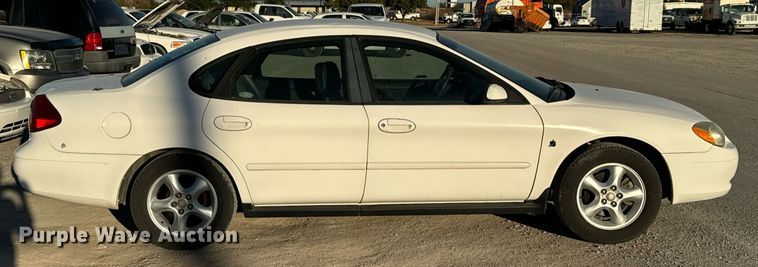 image for item JT9258 2001 Ford Taurus