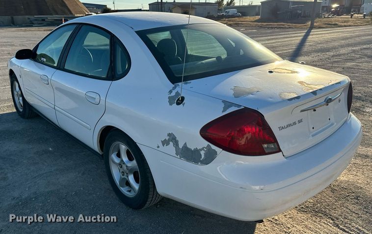 image for item JT9258 2001 Ford Taurus