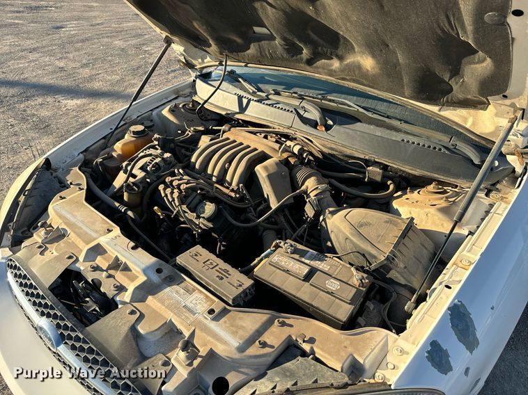 image for item JT9258 2001 Ford Taurus