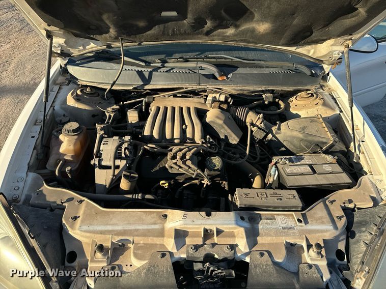 image for item JT9258 2001 Ford Taurus