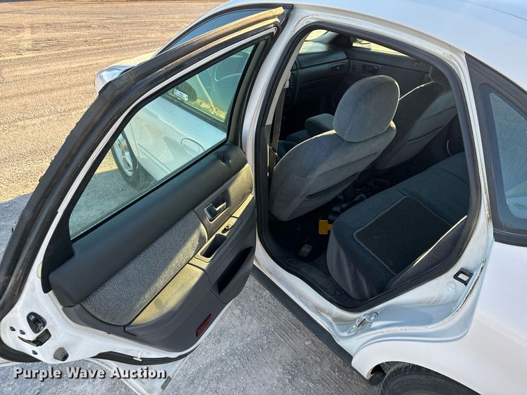 image for item JT9258 2001 Ford Taurus