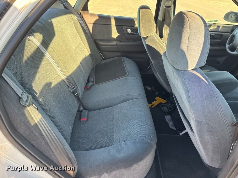 image for item JT9258 2001 Ford Taurus