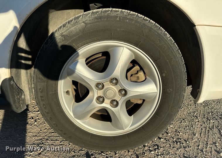 image for item JT9258 2001 Ford Taurus