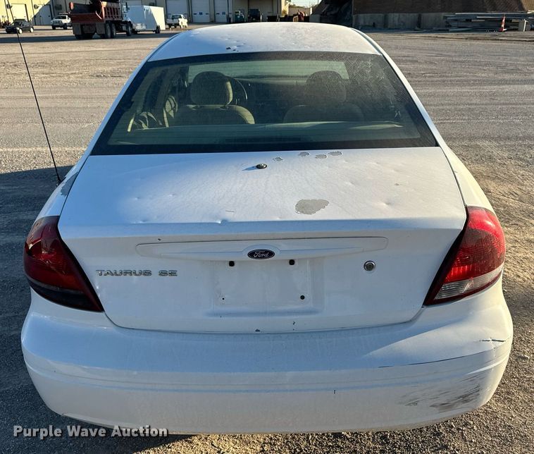 image for item JT9259 2006 Ford Taurus