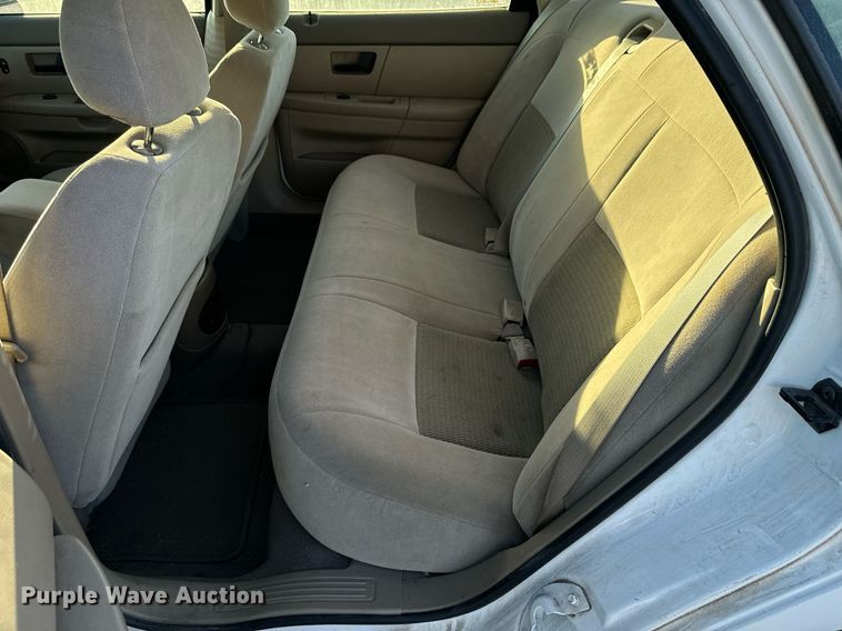 image for item JT9259 2006 Ford Taurus