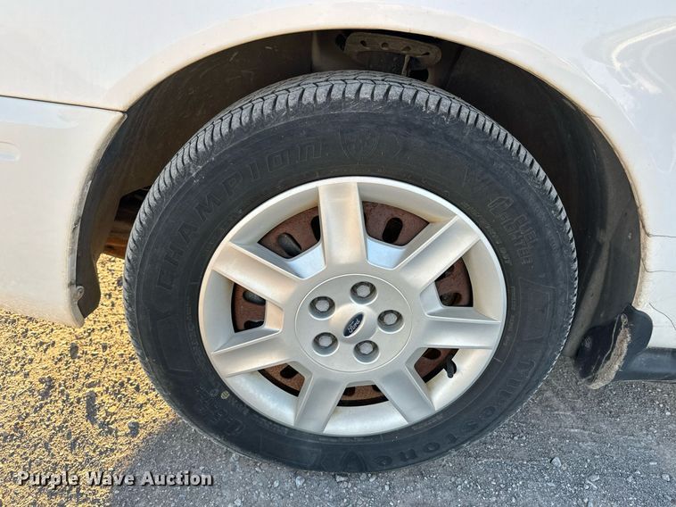 image for item JT9259 2006 Ford Taurus