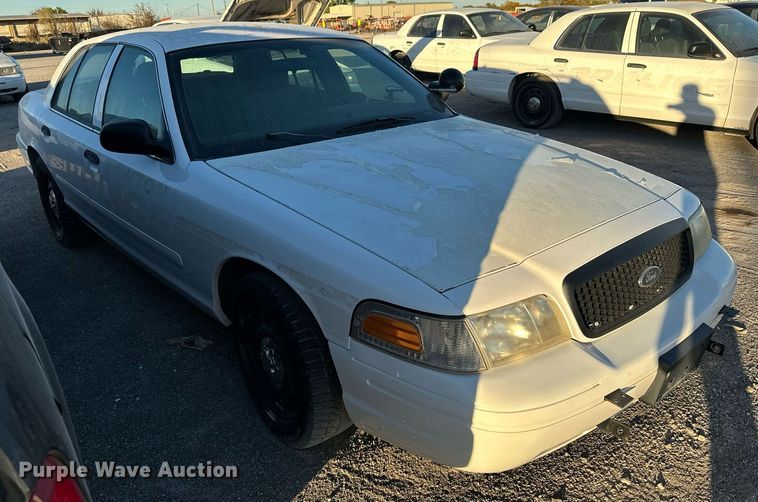 image for item JT9264 2008 Ford Crown Victoria Police Interceptor