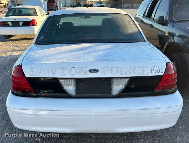 image for item JT9264 2008 Ford Crown Victoria Police Interceptor