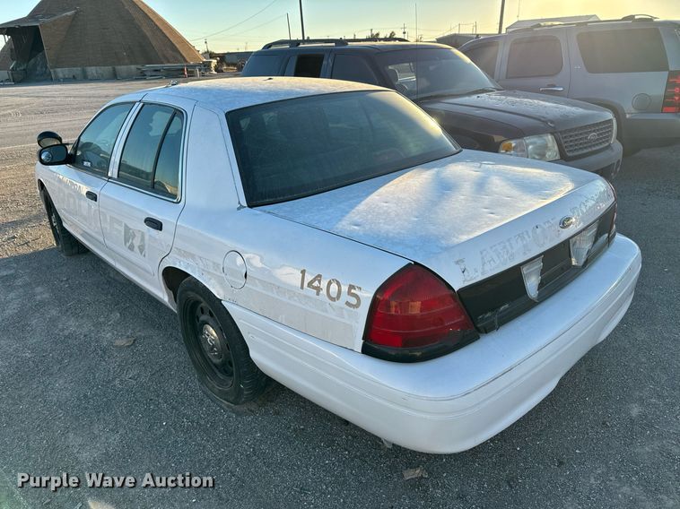 image for item JT9264 2008 Ford Crown Victoria Police Interceptor