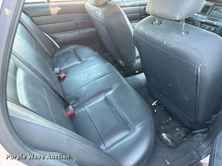 image for item JT9264 2008 Ford Crown Victoria Police Interceptor