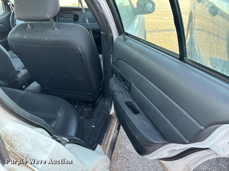 image for item JT9264 2008 Ford Crown Victoria Police Interceptor