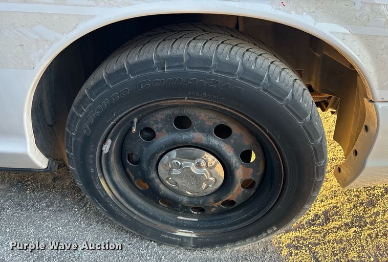 image for item JT9264 2008 Ford Crown Victoria Police Interceptor