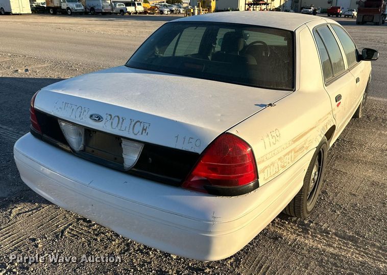image for item JT9266 2007 Ford Crown Victoria Police Interceptor