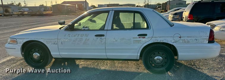 image for item JT9266 2007 Ford Crown Victoria Police Interceptor