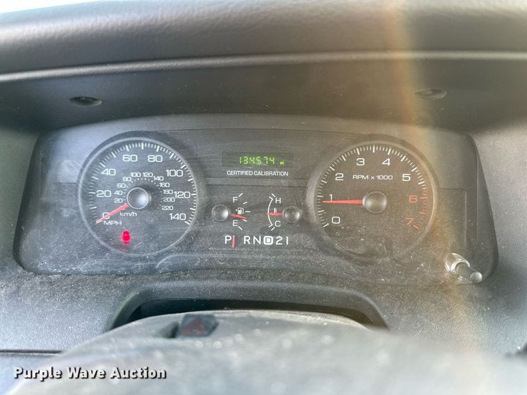 image for item JT9266 2007 Ford Crown Victoria Police Interceptor