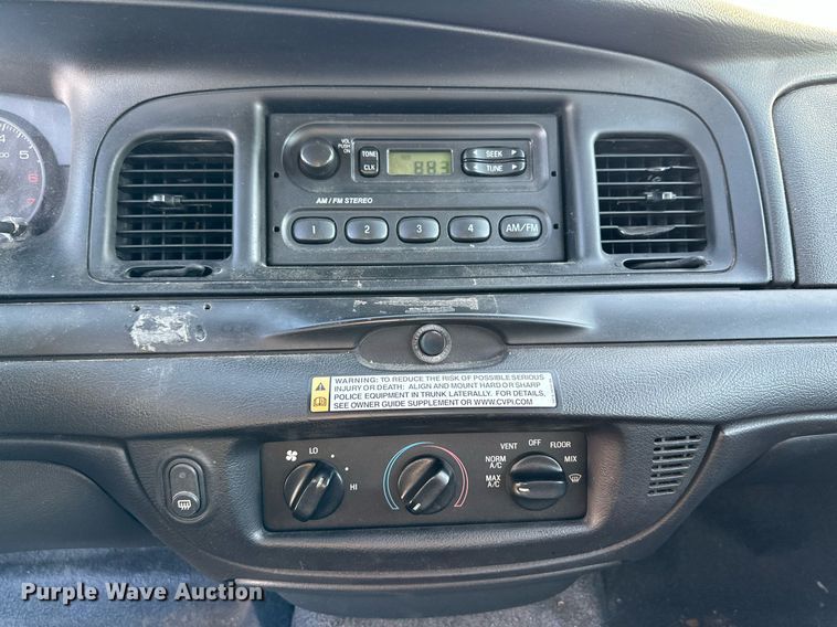 image for item JT9266 2007 Ford Crown Victoria Police Interceptor