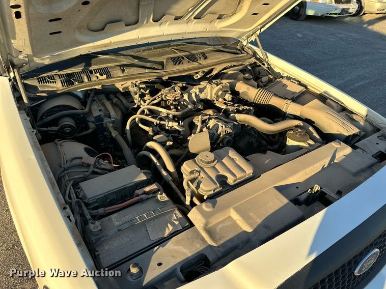 image for item JT9266 2007 Ford Crown Victoria Police Interceptor