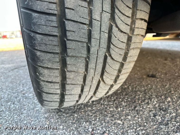 image for item JT9266 2007 Ford Crown Victoria Police Interceptor