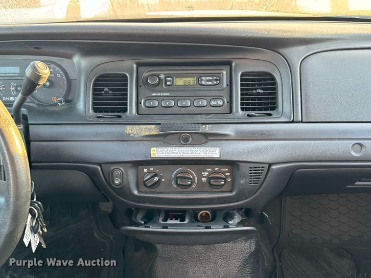 image for item JT9267 2008 Ford Crown Victoria Police Interceptor