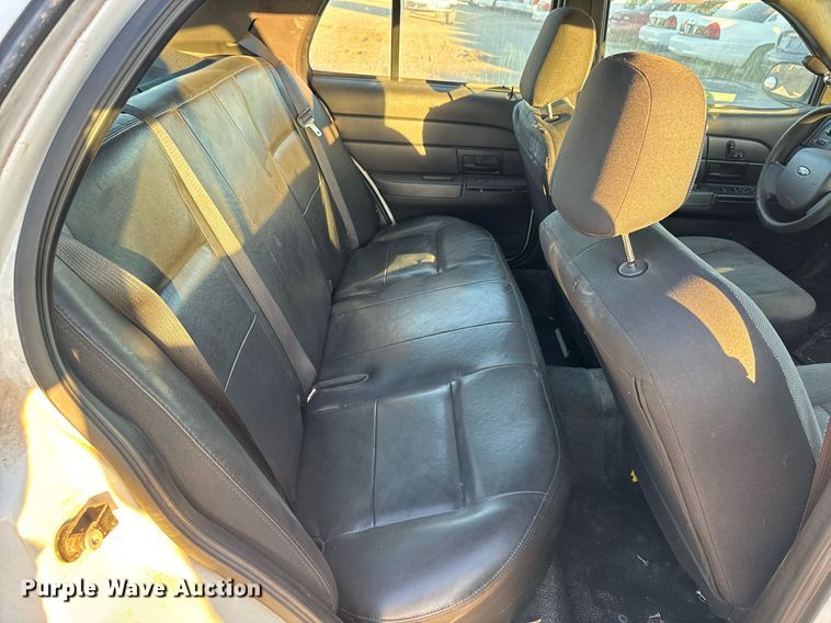 image for item JT9267 2008 Ford Crown Victoria Police Interceptor