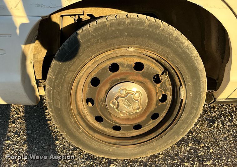 image for item JT9267 2008 Ford Crown Victoria Police Interceptor