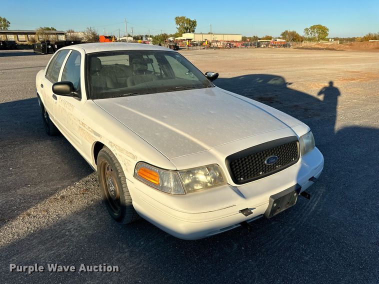 image for item JT9269 2008 Ford Crown Victoria Police Interceptor