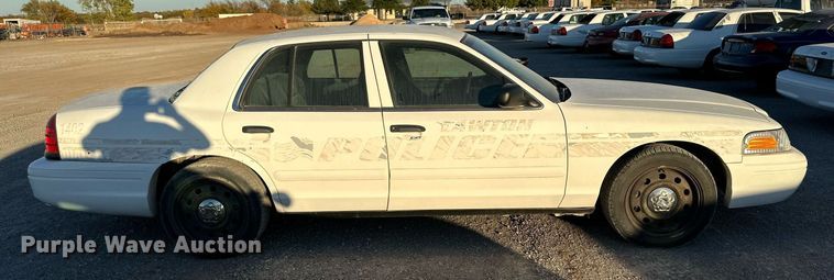 image for item JT9269 2008 Ford Crown Victoria Police Interceptor