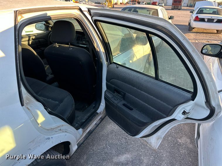 image for item JT9269 2008 Ford Crown Victoria Police Interceptor