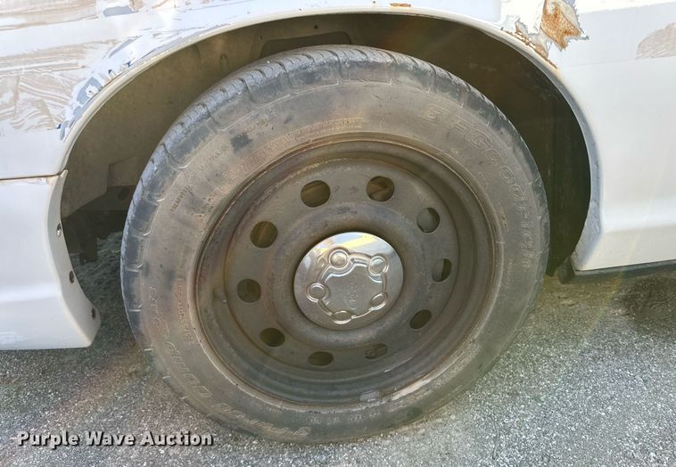 image for item JT9269 2008 Ford Crown Victoria Police Interceptor