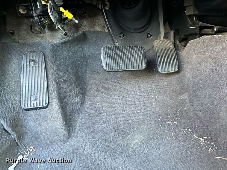 image for item JT9271 2001 Ford Taurus