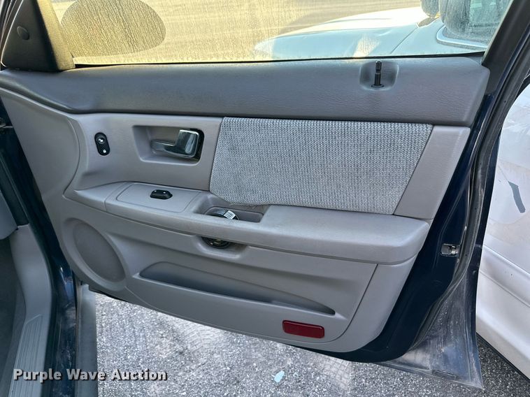 image for item JT9271 2001 Ford Taurus