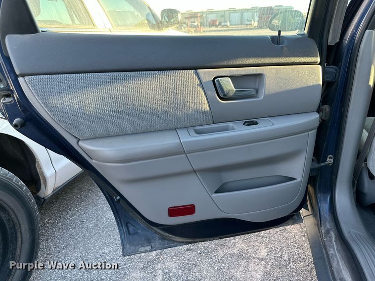 image for item JT9271 2001 Ford Taurus