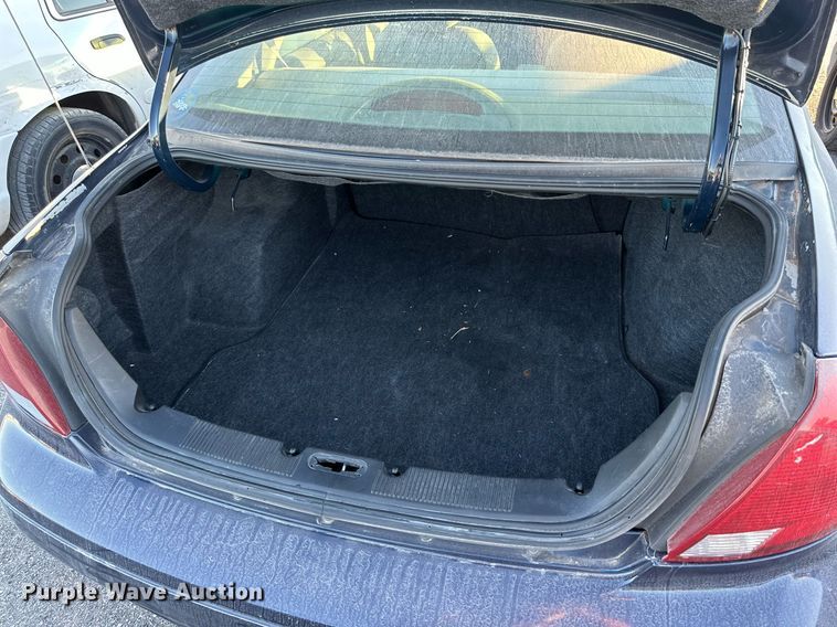 image for item JT9271 2001 Ford Taurus