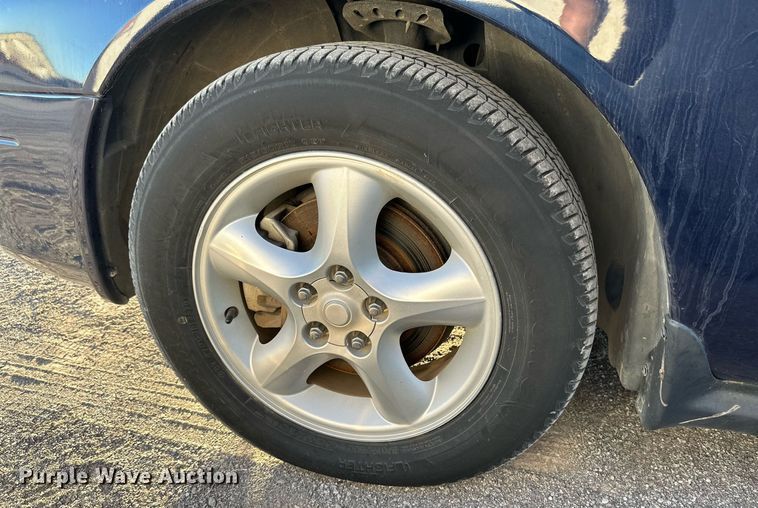 image for item JT9271 2001 Ford Taurus