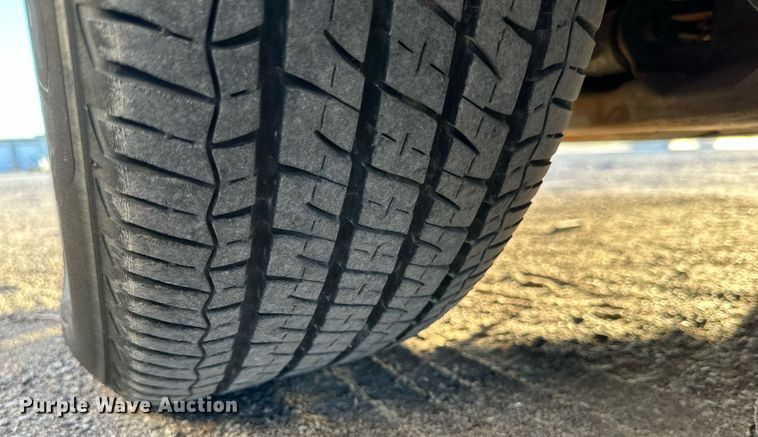 image for item JT9271 2001 Ford Taurus