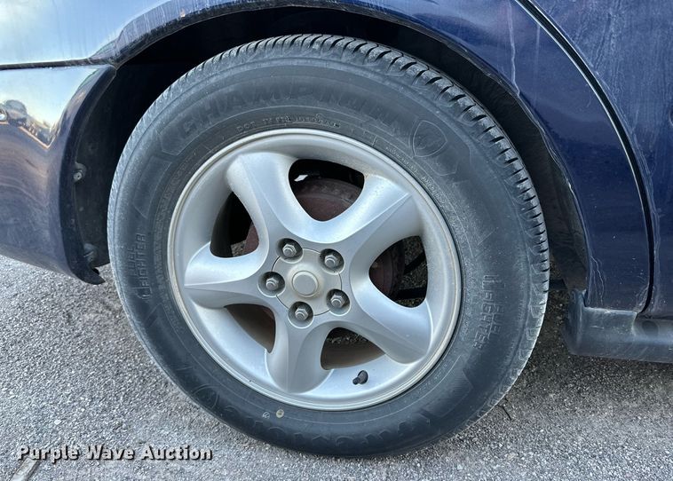 image for item JT9271 2001 Ford Taurus